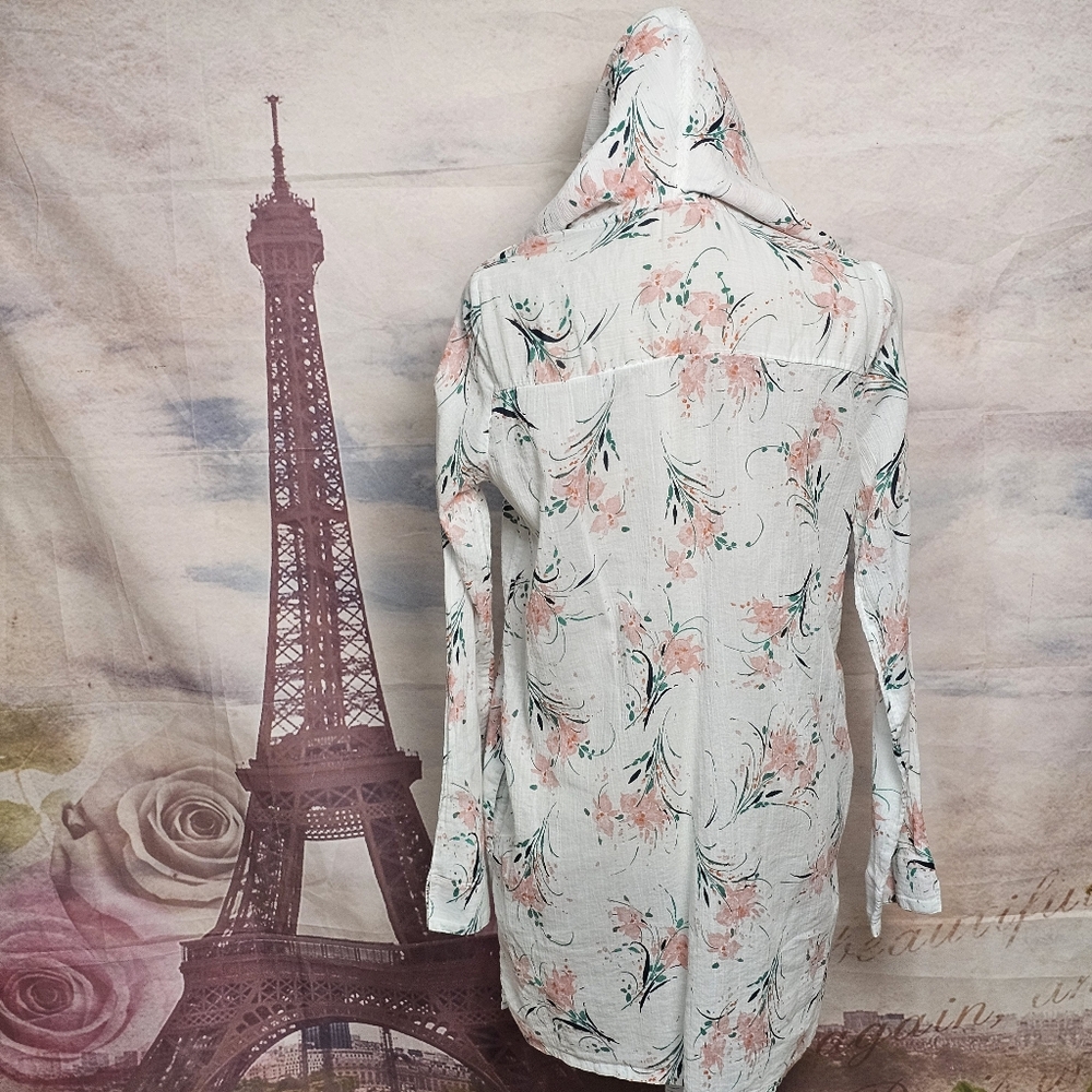 Carve Designs Gia Coverup Pink and Green Cloud Bouquet - Picture 10 of 12
